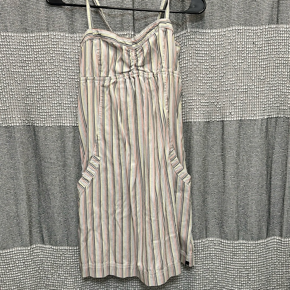 Spaghetti strap- tie back dress. Size small